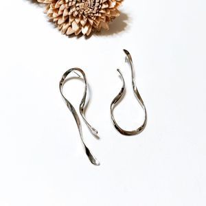 Geo drop earrings in silver M260